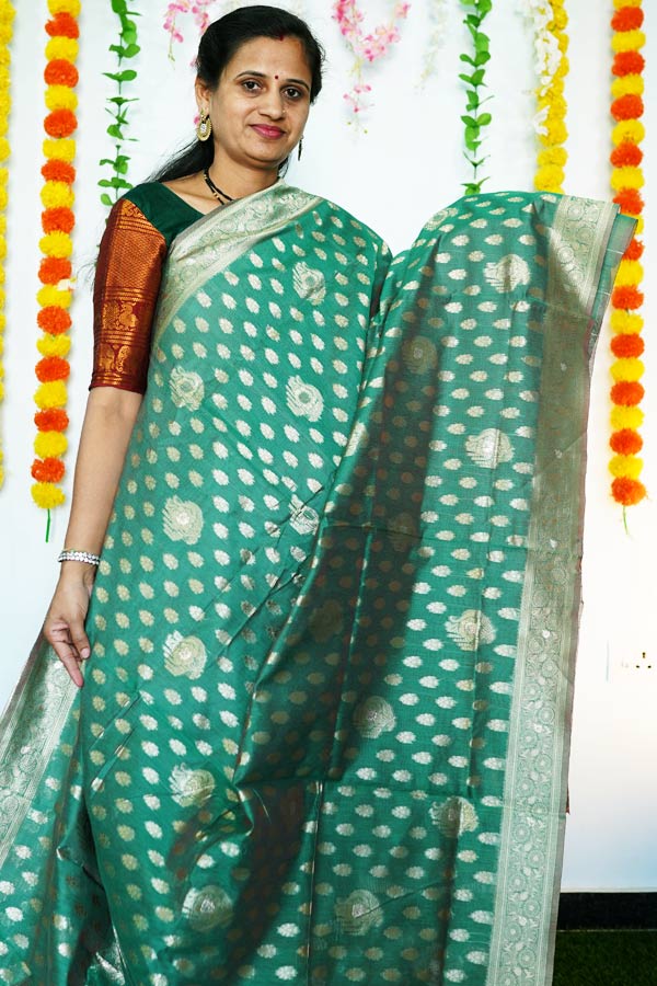 LIGHT GREEN CHANDERI SILK TRADITIONAL SAREE WITH BLOUSE